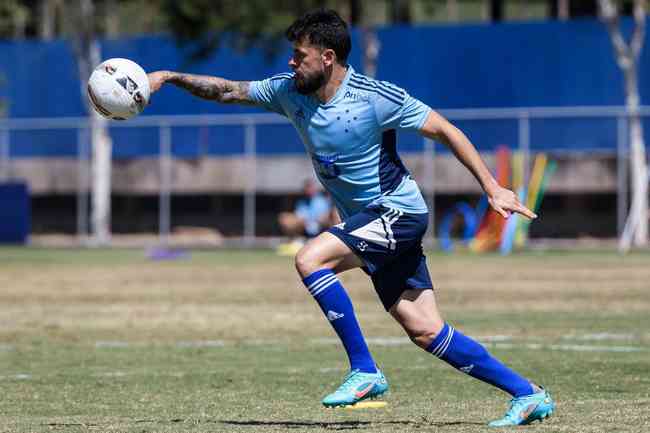 Fernando Canesín, centrocampista