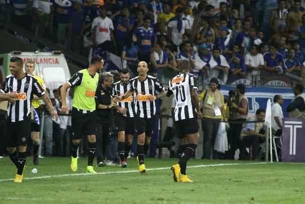 Imagens da deciso entre Cruzeiro e Atltico no Mineiro