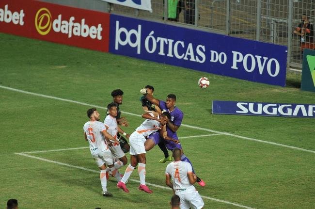 Fotos do jogo deste sbado entre Amrica e Coimbra, no Independncia, pelo Campeonato Mineiro