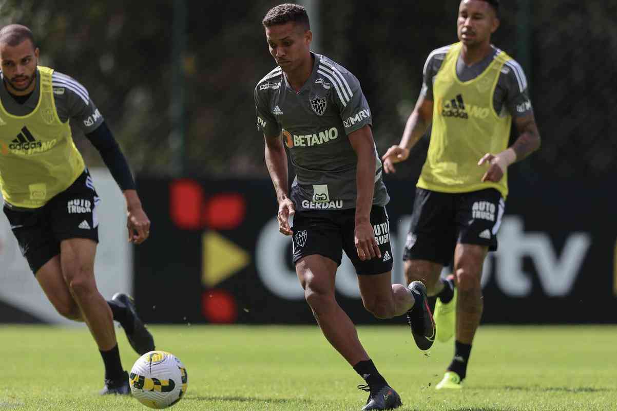 Na manhã desta segunda-feira (11), o Atlético teve treino na Cidade do Galo para o confronto contra o Flamengo, em jogo de volta das oitavas de final da Copa do Brasil.