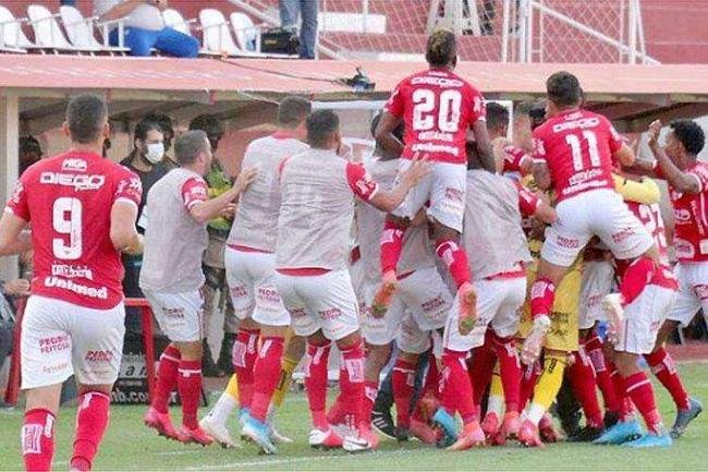 14 - VILA NOVA: 12 pontos