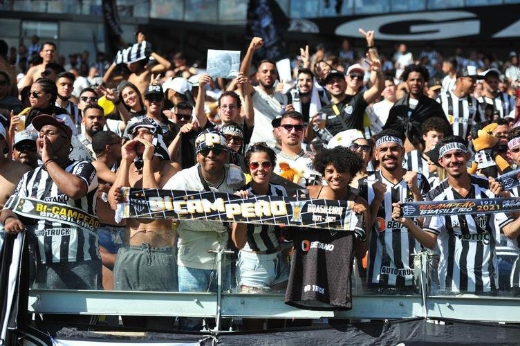 Festa da torcida do Atltico, no Mineiro, no jogo em que o time ergueu a taa de campeo brasileiro, diante do RB Bragantino