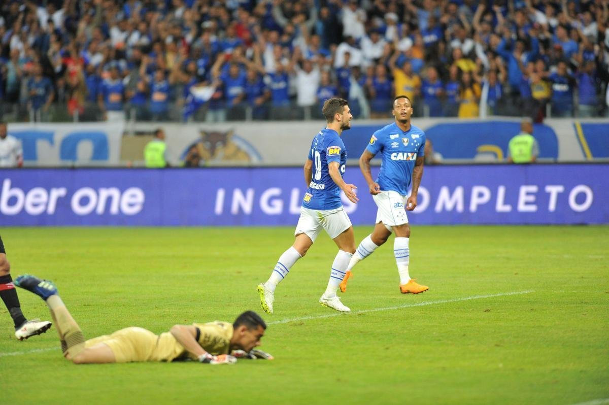 Cruzeiro conseguiu marcar no segundo tempo, com Arrascaeta, mas sofreu empate no fim com Bergson