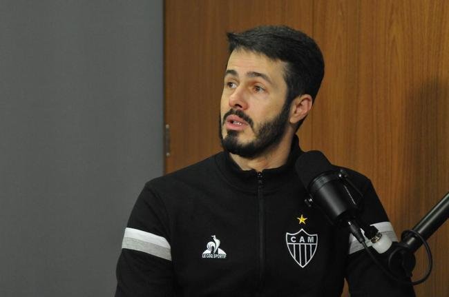 Fael Lima durante o podcast Clube dos Setoristas, do Superesportes
