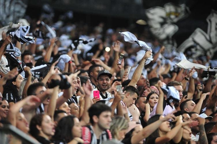 Fotos da festa da torcida do Atltico no Mineiro na partida contra o Corinthians pela 31 partida pelo Brasileiro