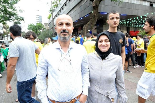 Concentrao de torcedores nos bares da Rua Antnio de Albuquerque, na Savassi