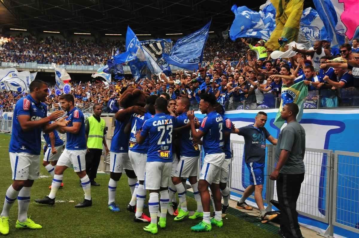 Cruzeiro confirmou vitria no segundo tempo com gol de Arrascaeta; Elias ainda diminuiu para o Galo