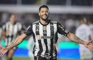 Fotos do jogo entre Santos e Atltico na Vila Belmiro, em Santos, pela 30 rodada do Campeonato Brasileiro