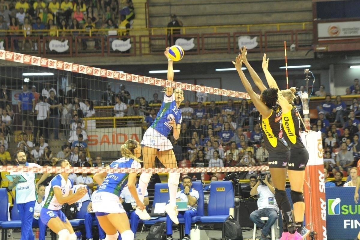 Minas x Praia: veja fotos da primeira partida da final