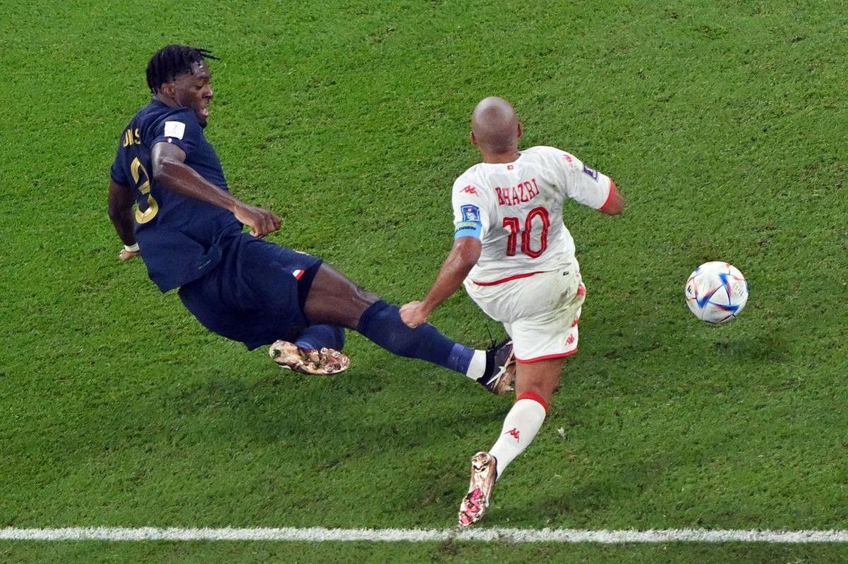 Pela ltima rodada do Grupo D da Copa do Mundo, Tunsia e Frana se enfrentam no Estdio Cidade da Educao 