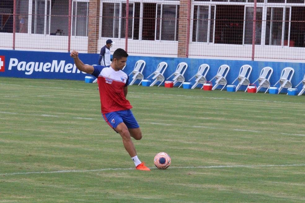 Daniel Guedes - Fortaleza (Ex-Cruzeiro) - Lateral-direito jogou no Cruzeiro em 2020