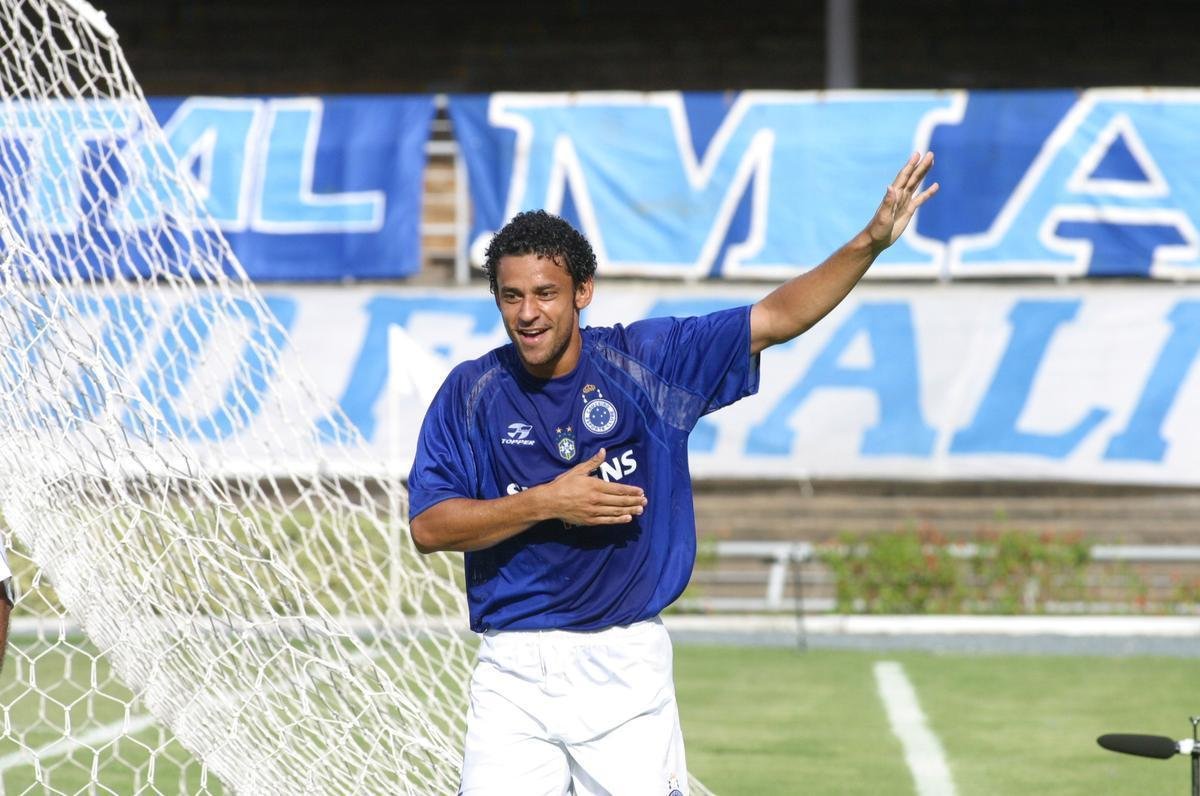 Fred em ao pelo Cruzeiro entre 2004 e 2005