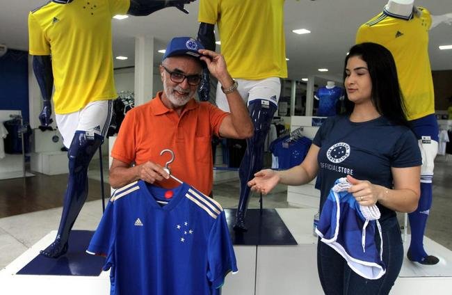 Na manh seguinte ao acesso do Cruzeiro, Belo Horizonte amanheceu 
