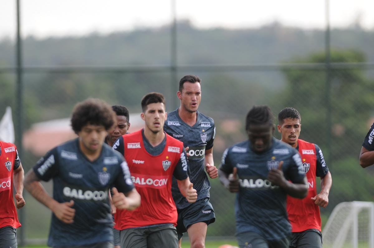 Veja imagens do primeiro dia de trabalho do Atltico no ano