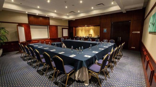 Galo est hospedado no Hilton Colon Guayaquil, localizado em uma regio nobre da cidade litornea no Equador; acomodao quatro estrelas tem estrutura de ponta