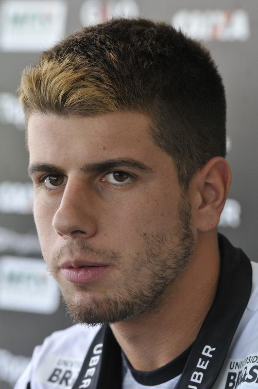 Veja fotos da apresentao de Toms Andrade no Atltico