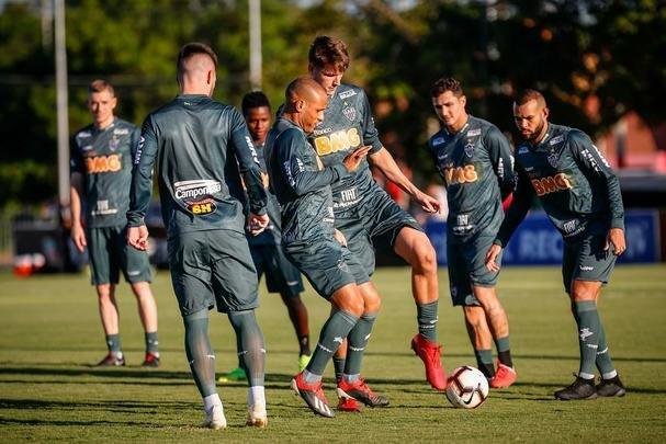 Fotos do treino do Atlético no Paraguai