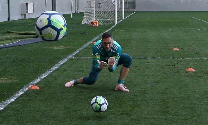Felipo comandou treino do Palmeiras no Independncia visando ao jogo de quarta, s 21h45, no Mineiro, contra o Cruzeiro, pela semifinal da Copa do Brasil. Time precisa vencer para ir  deciso