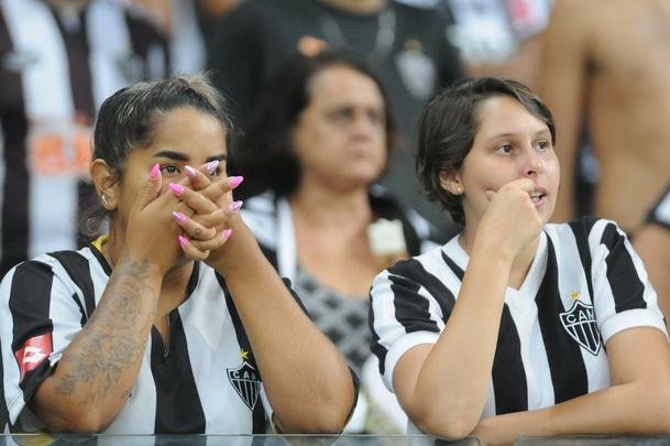 Fotos do segundo tempo da partida entre Atltico e Nacional; torcida do Galo impaciente no Mineiro