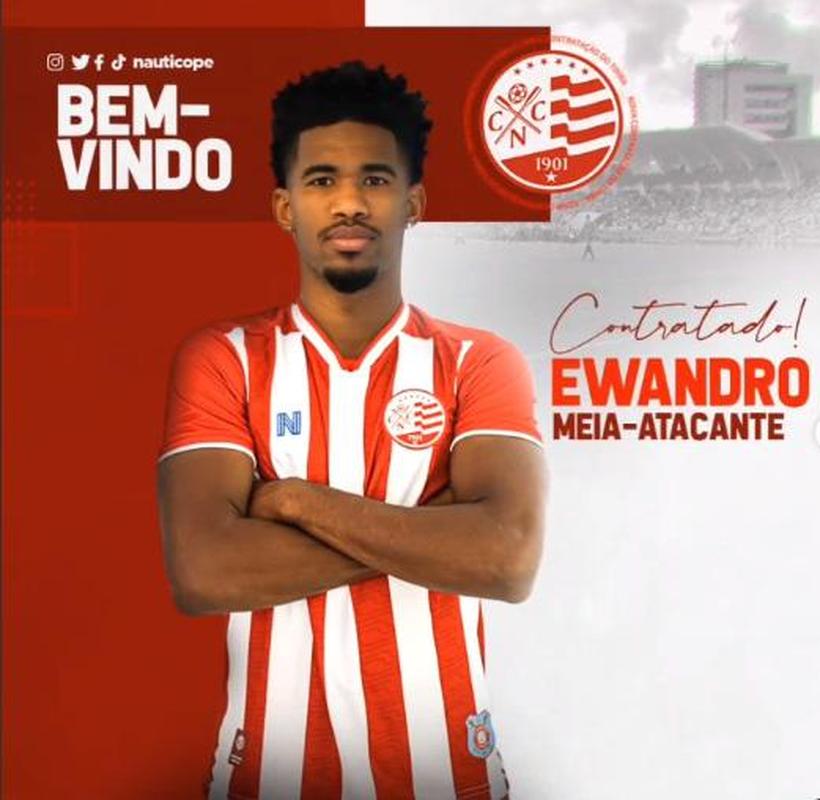 Ewandro, meia (Náutico)