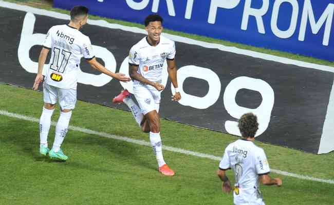 Dylan marcou o gol da vitria do Atltico sobre o Amrica