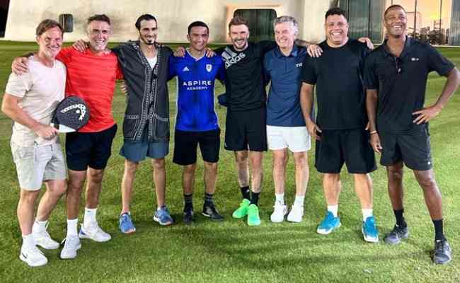 Ronaldo esteve com Macri, Kluivert, Batistuta e Beckham, entre outros, em partida de padel no Catar