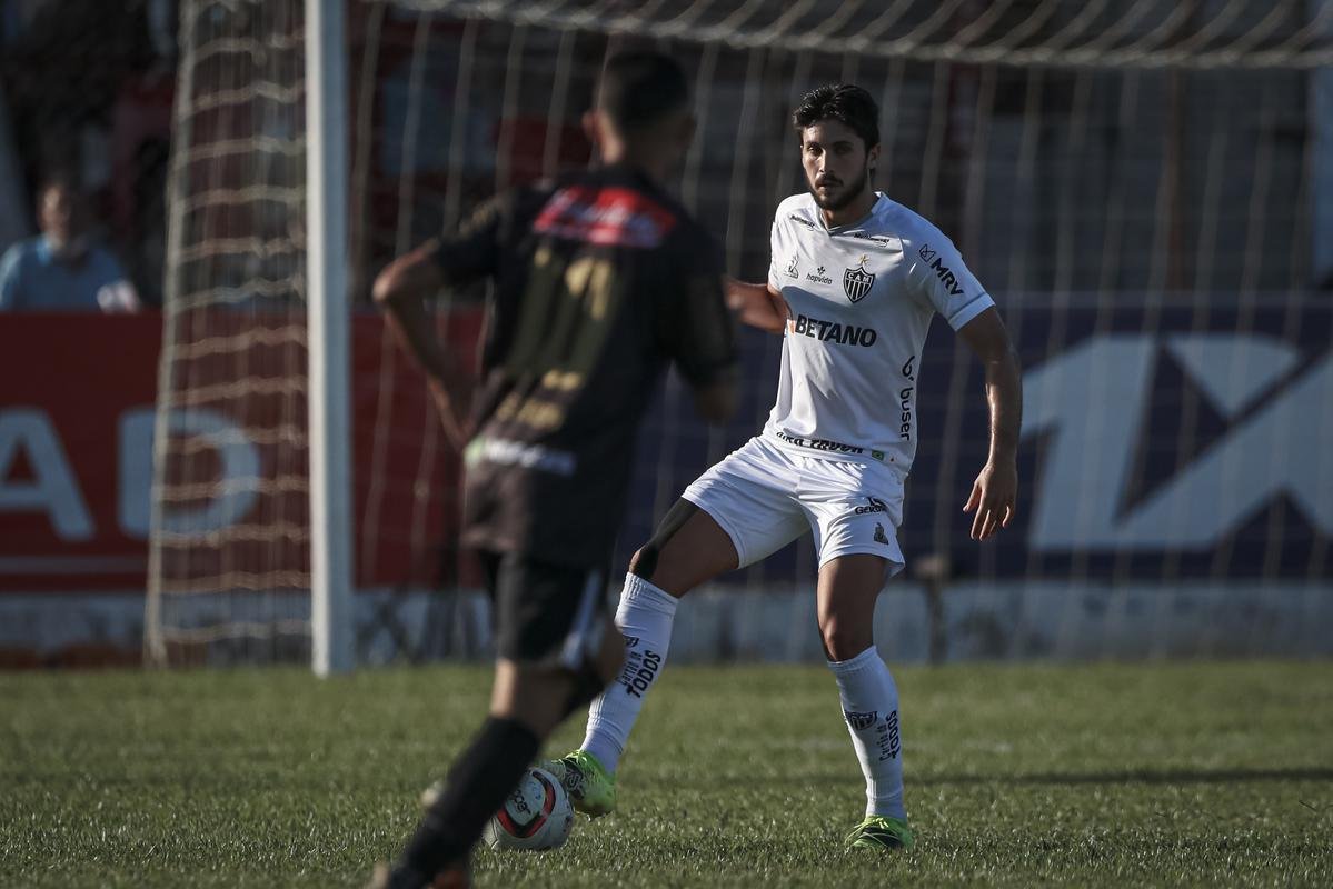 Fotos do jogo entre Democrata-GV e Atltico, pelo Campeonato Mineiro