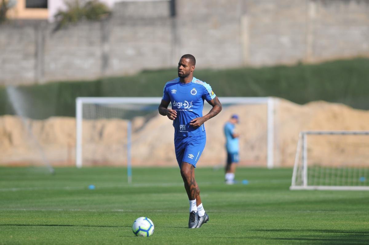 Fotos do segundo dia de trabalho do tcnico Rogrio Ceni no Cruzeiro