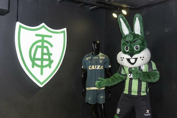 Amrica fez festa para o lanamento do seu terceiro uniforme