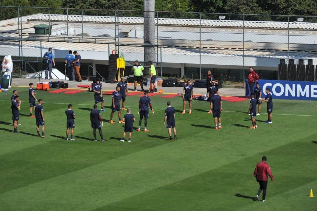 Imagens do treino da Venezuela em Belo Horizonte