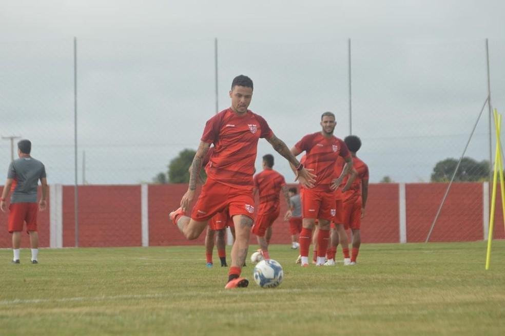 10 - Thiaguinho - CRB - Avaliado em 1,1 milho de euros (cerca de R$ 6,9 milhes)