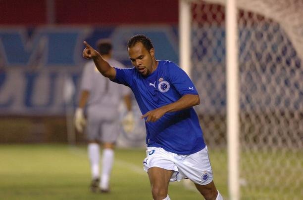 Alecsandro (2005 a 2006; 2007): 30 gols em 64 jogos