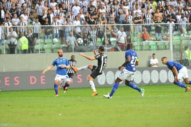 Veja imagens do clssico entre Atltico e Cruzeiro, no Independncia