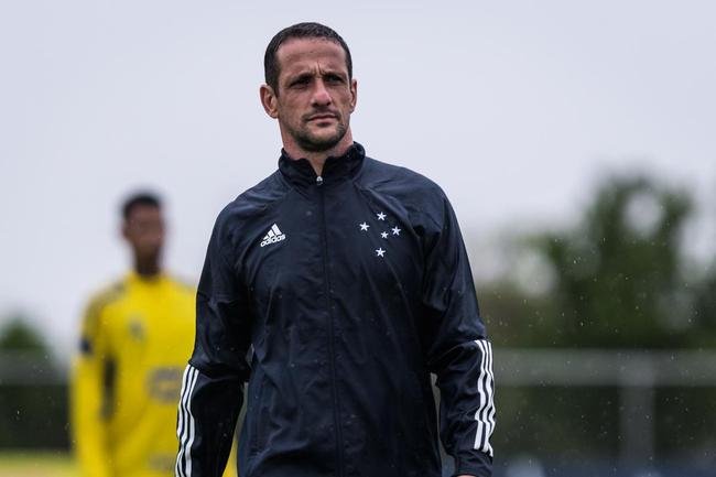 Fotos do treino do Cruzeiro nesta quinta-feira (11/11)