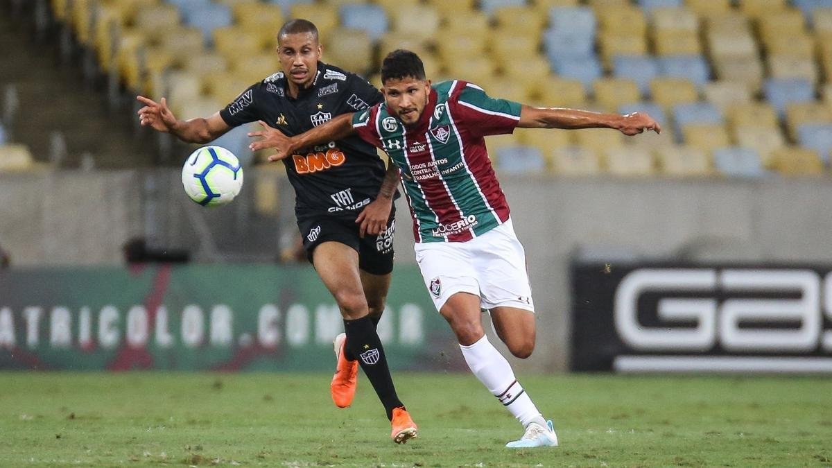 Lances do jogo entre Fluminense e Atltico, no Maracan, pela 33 rodada do Brasileiro