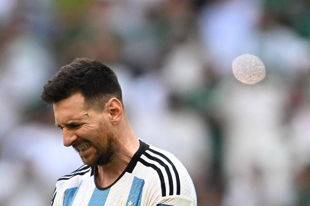 Argentina perdeu por 2 a 1, de virada, para a Arbia Saudita na estreia da Copa do Mundo