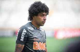 Levir Culpi comanda treino no Mineiro antes da estreia no Grupo E da Libertadores