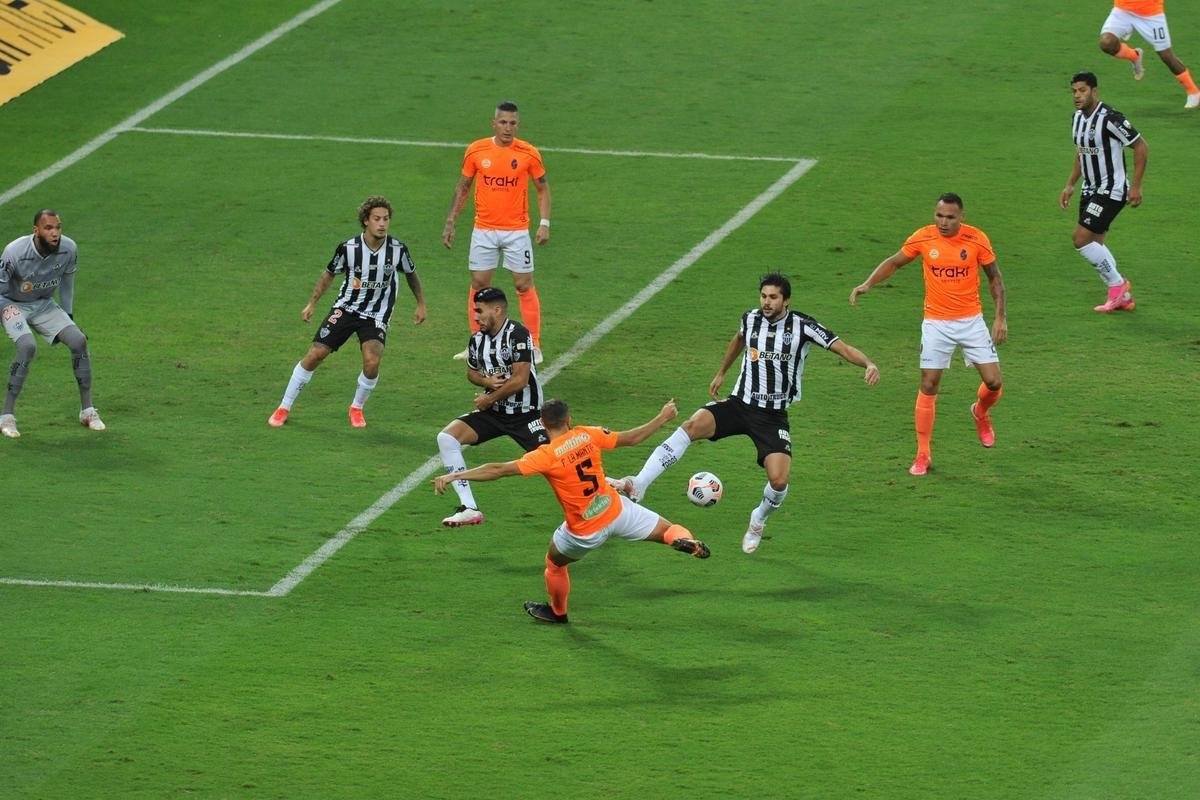 Fotos do jogo entre Atltico e La Guaira, da Venezuela, no Mineiro, em Belo Horizonte, pela ltima rodada do Grupo H da Copa Libertadores