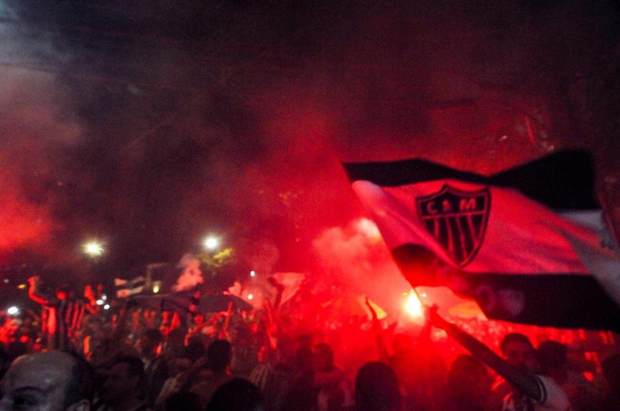Festa da torcida pelo bicampeonato brasileiro do Atltico na sede do clube, no bairro de Lourdes, em BH