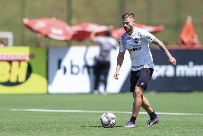 Eduardo Sasha - 18 jogos e quatro gols (11 vitrias, trs empates e quatro derrotas) - jogou por Internacional e Santos