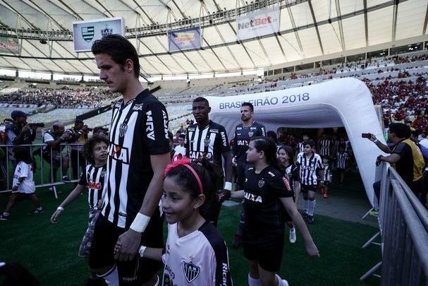 Imagens do duelo entre Flamengo e Atlético, no Maracanã, pela 26ª rodada do Brasileiro