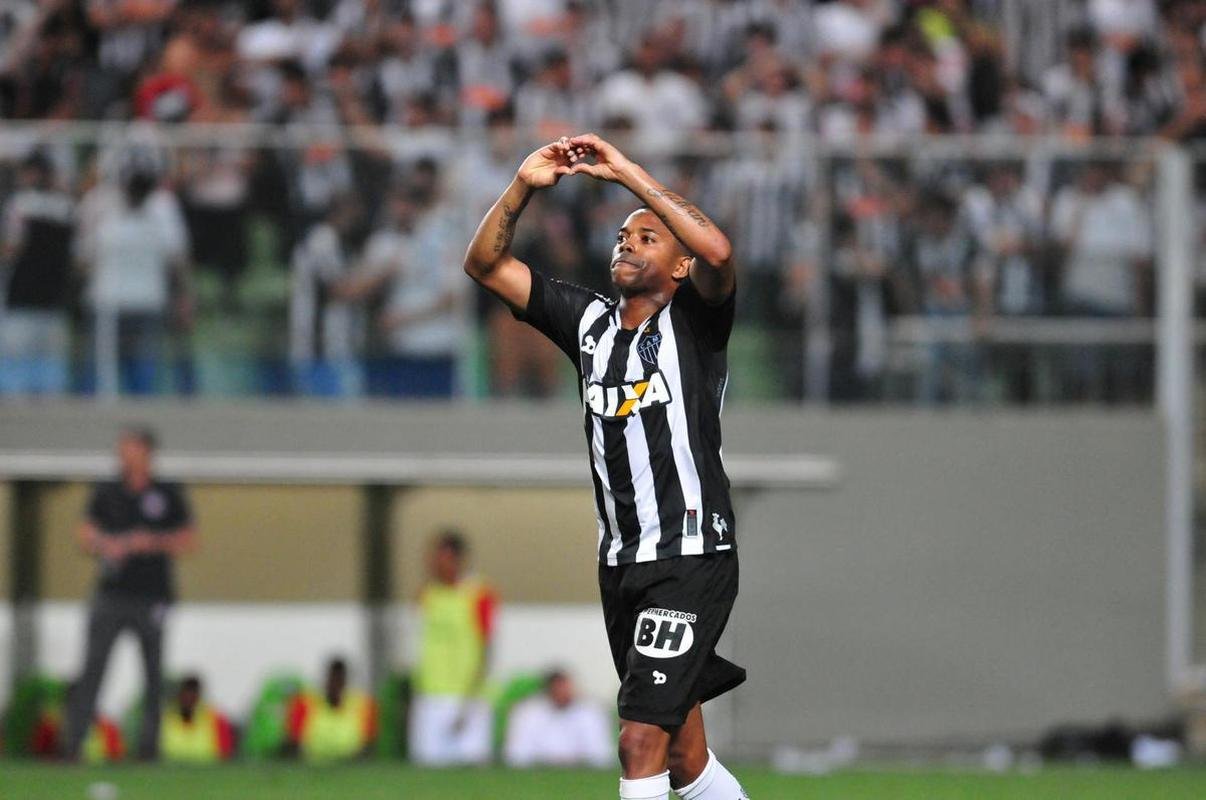 Robinho - 25 gols em 2016
