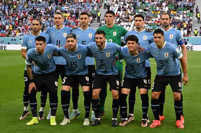 Uruguai revitalizado estreia na Copa do Mundo contra a Coreia