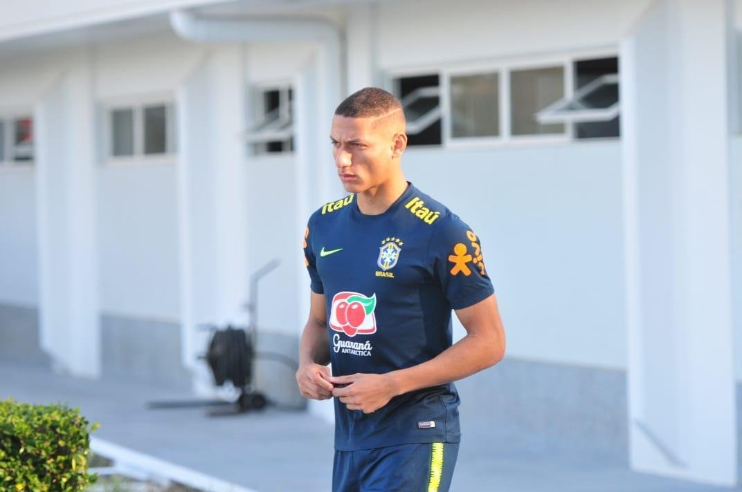 Seleo Brasileira fechou preparao para duelo com a Argentina na Cidade do Galo