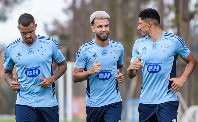 Zé Ivaldo, Jajá e Luvannor participaram ativamente da campanha do Cruzeiro em 2022, mas não tiveram seus contratos renovados