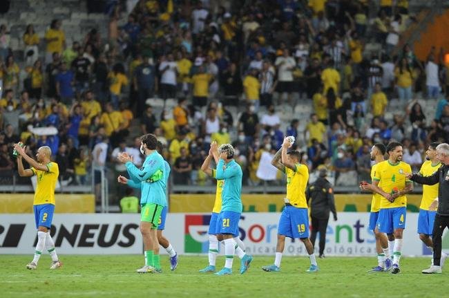 Brasil goleou o Paraguai por 4 a 0 no Mineiro, em BH, pelas Eliminatrias da Copa do Mundo, com gols de Raphinha, Philippe Coutinho, Antony e Rodrygo
