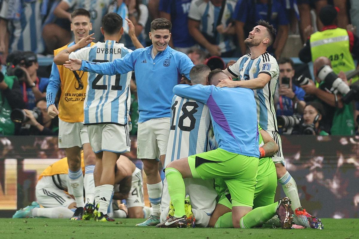 Argentina venceu a Frana por 4 a 2 nos pnaltis, depois de empate por 3 a 3, e finalmente soltou o grito de tricampe do mundo