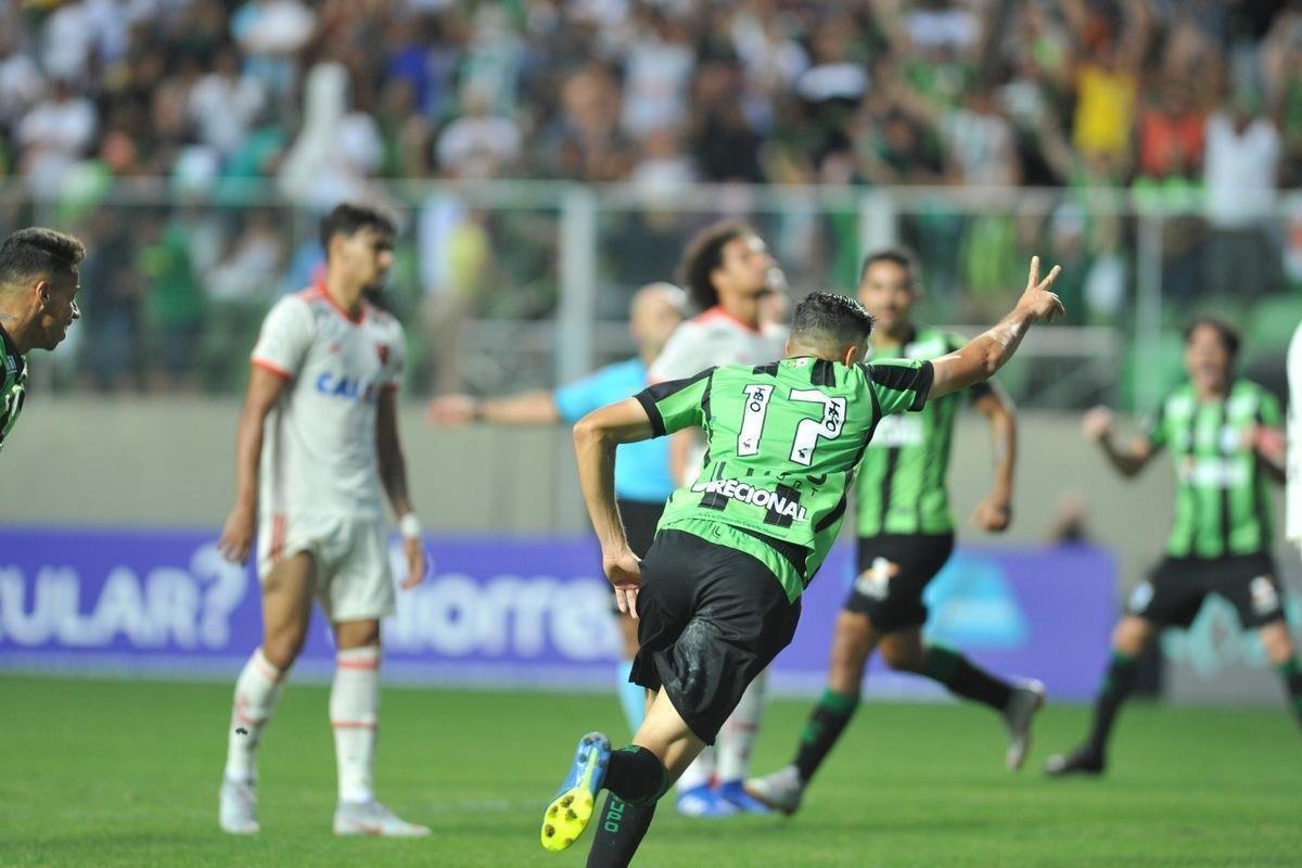 Fotos de Amrica x Flamengo, no Independncia, pela 21 rodada do Brasileiro