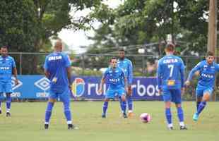 Fotos do ltimo treino do Cruzeiro antes de enfrentar a Caldense (Alexandre Guzanshe/EM D.A Press)