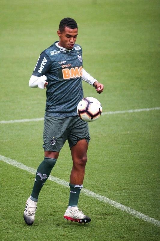 Atltico fez o ltimo treinamento antes da viagem a Montevidu, capital do Uruguai. Na quarta-feira, s 21h30, time enfrenta o Defensor pela terceira fase da Copa Libertadores